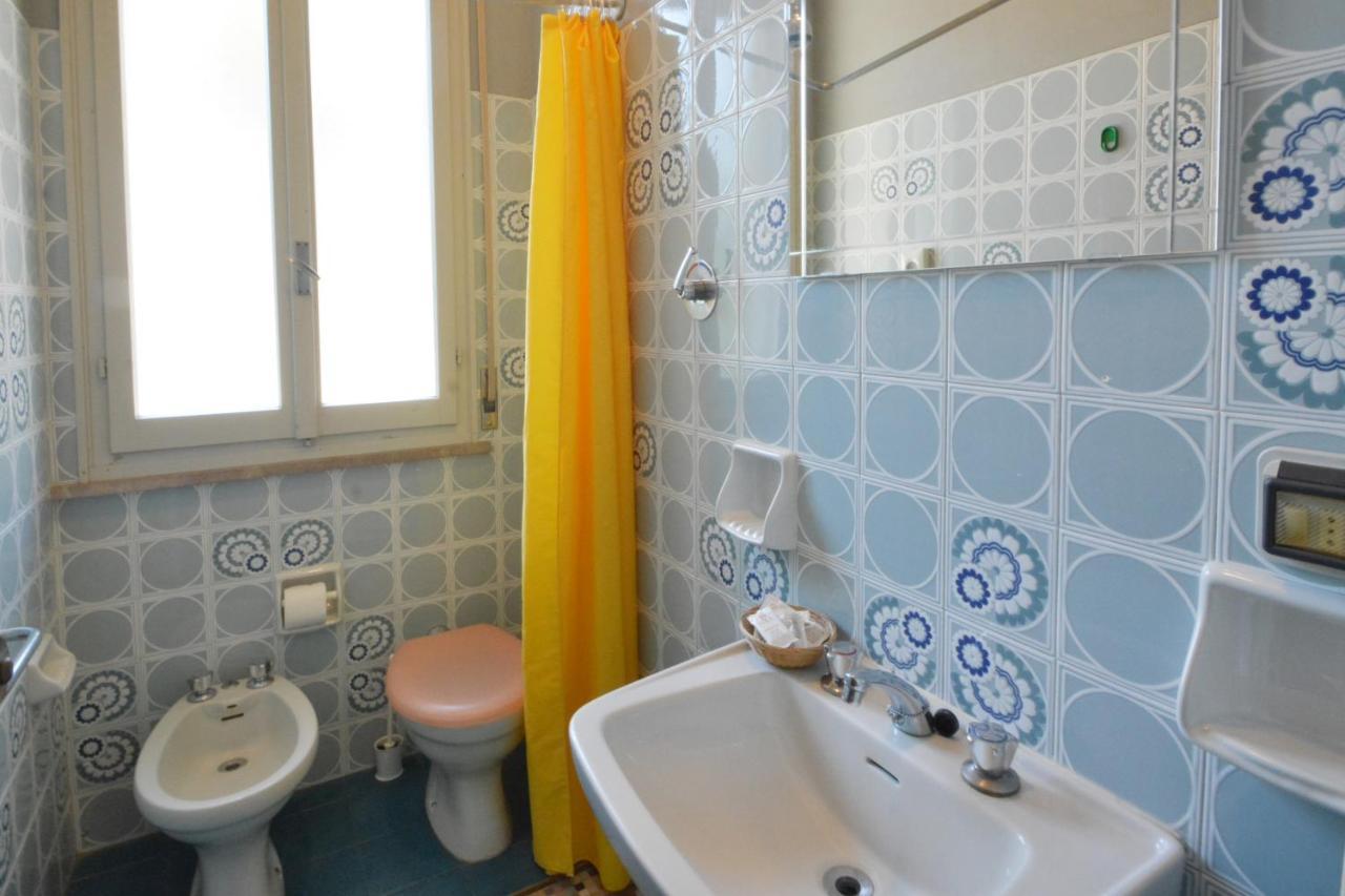 Hotel Maddalena Marina di Ravenna Værelse billede