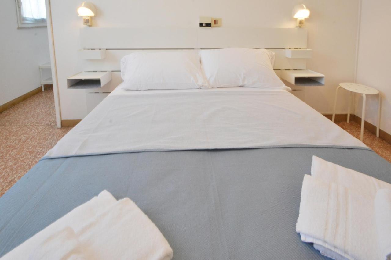 Hotel Maddalena Marina di Ravenna Eksteriør billede