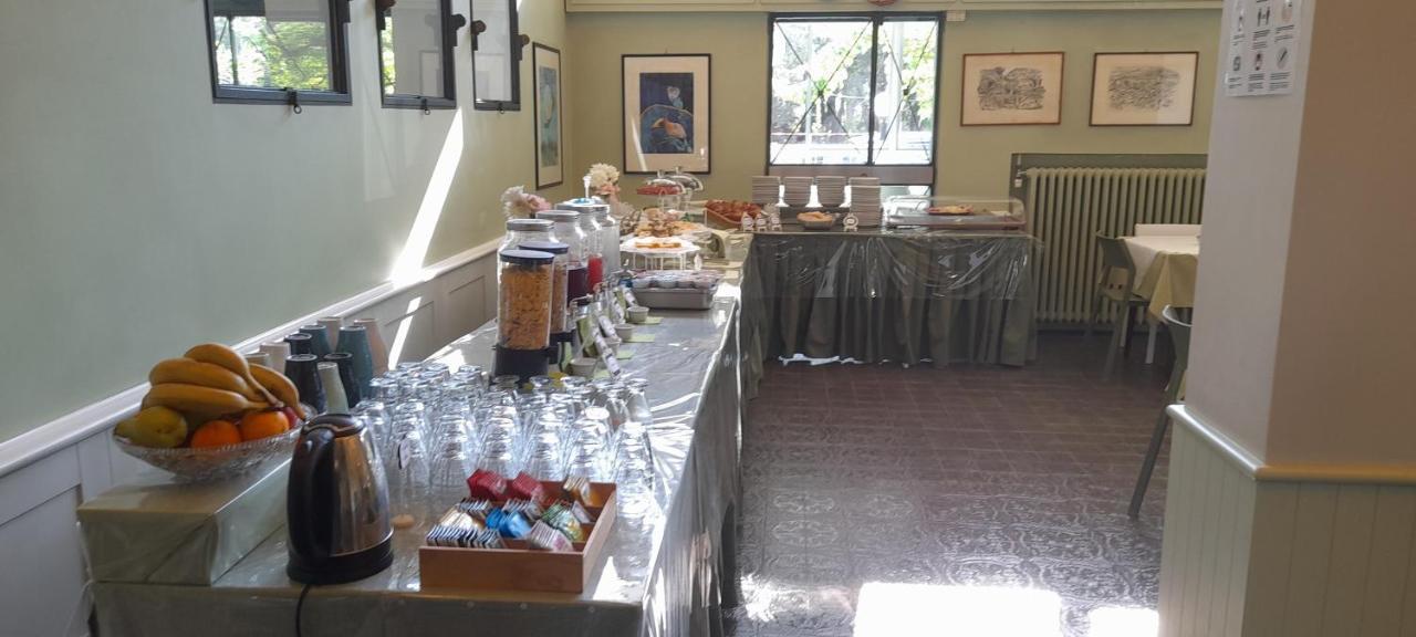 Hotel Maddalena Marina di Ravenna Eksteriør billede